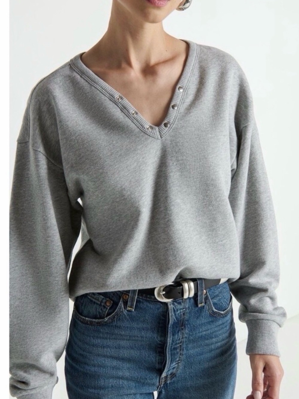 Nation Los Angeles Snap Button Gray V-Neck Sweater - Women - Medium - NWOT